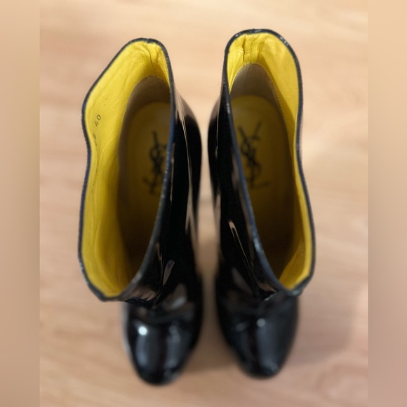 Yves Saint Laurent Tribute II, Patent Leather Ankle Boots, 4 inch stiletto heel - Picture 12 of 16